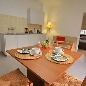 P. Ioannou Flats Διαμέρισμα